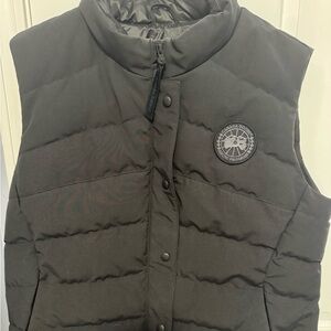 Canada Goose Black Label vest in beautiful condition